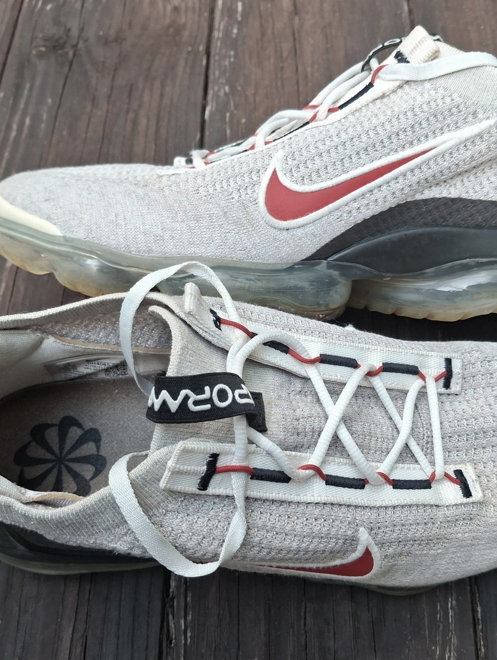 Nike Air Vapormax Flyknit Light Bone University Shoes Size 12 - Picture 7 of 12